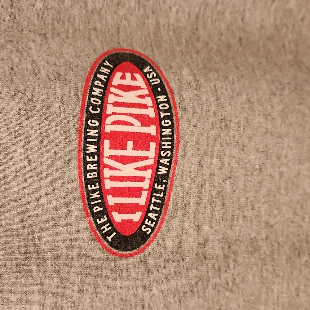 Souvenir tourist collector's shirt Pike Brewing Seattle